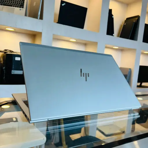 Hp EliteBook 850 G8 i7 11th ram 32/512 SSD "15.6 