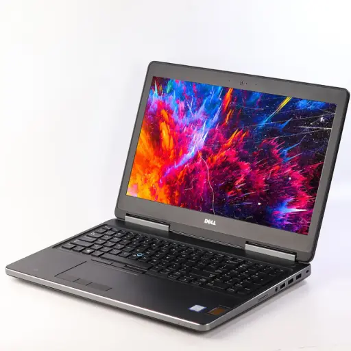 Dell precision 7520 i7 7th ram 32/256 SSD + 500 HDD Graphics 4Gb- "15.6 