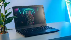Dell Latitude E5580 i7 7th ram 8/512 SSD- "15.6” 