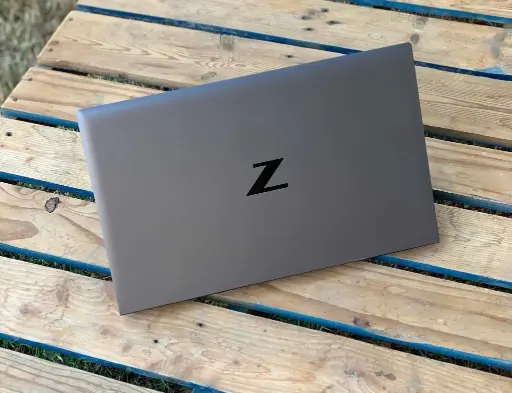Hp ZBook POWER i7 G7 - i7 - 10th 32 Ram- 512 SSD 15.6 4 Gb graphics" 